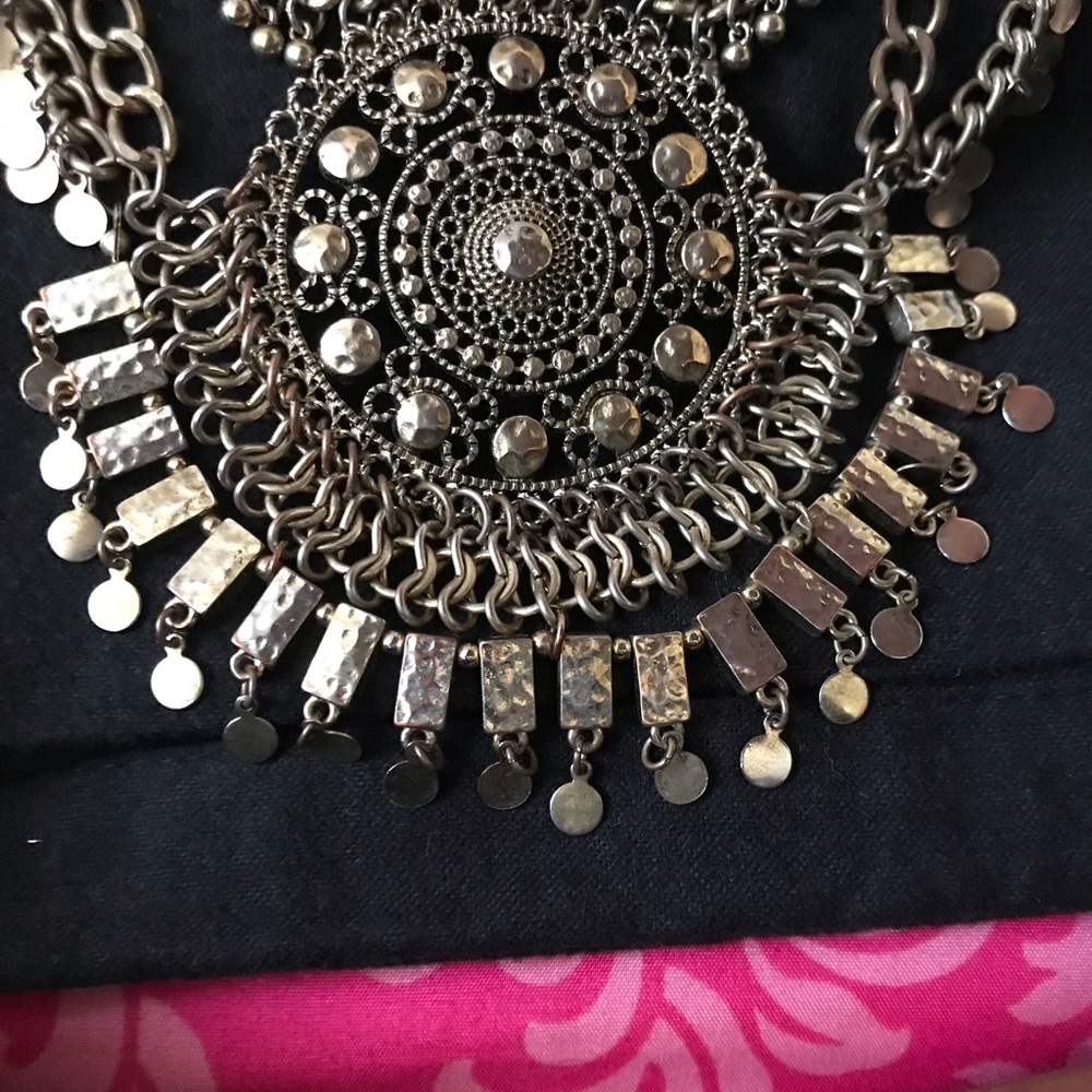 Necklace - Picture 3 of 7